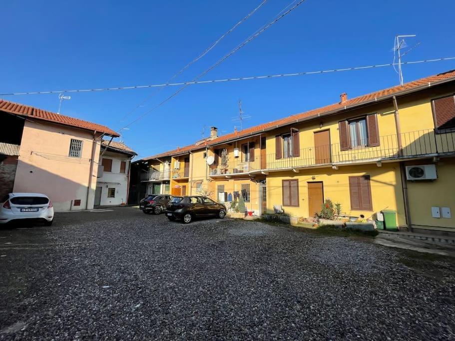 Incortedafabio Design Flat With Bikes Caronno Pertusella Esterno foto